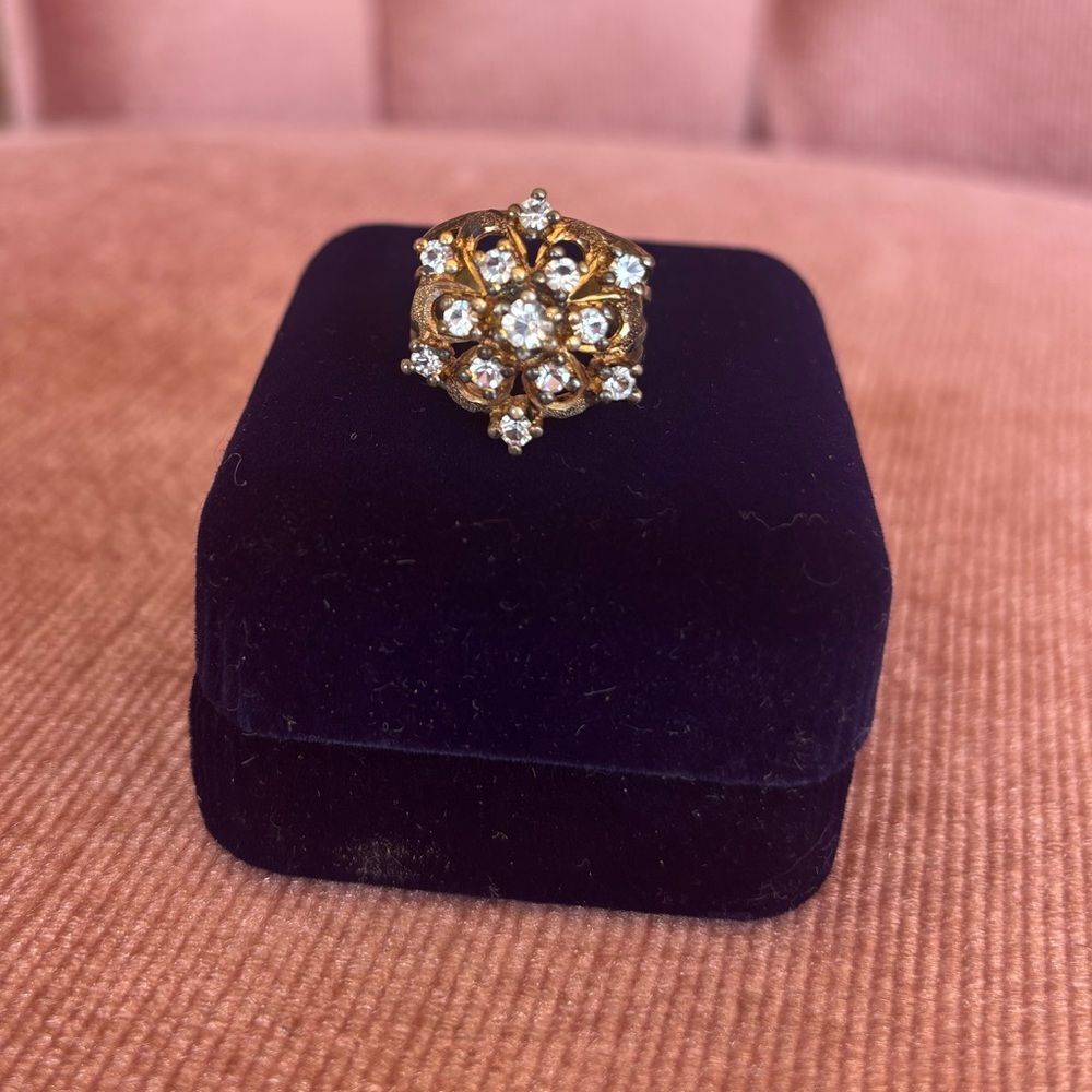 Vintage Sterling Silver Cluster Cocktail Ring Floral CZ 6.5/7